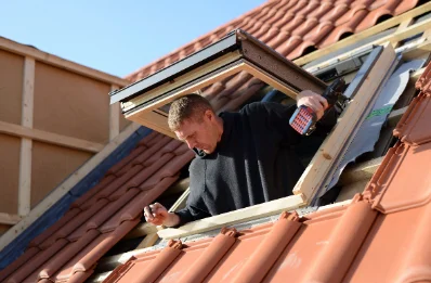 Pose de fenêtres de toit Velux à Roche